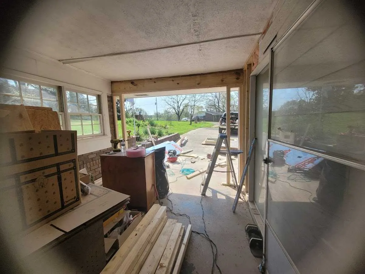 Air movers and dehumidifier for Water Mitigation Services in Pryor Creek